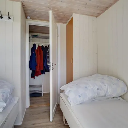 Faxi - 100m From The Sea By Interhome *