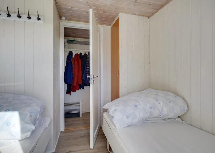 Faxi - 100m From The Sea By Interhome *